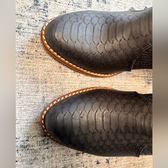 Mackin J ankle boots/ booties - Picture 2 of 7